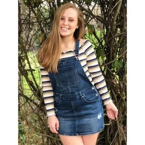 Meet your Posher, Laura